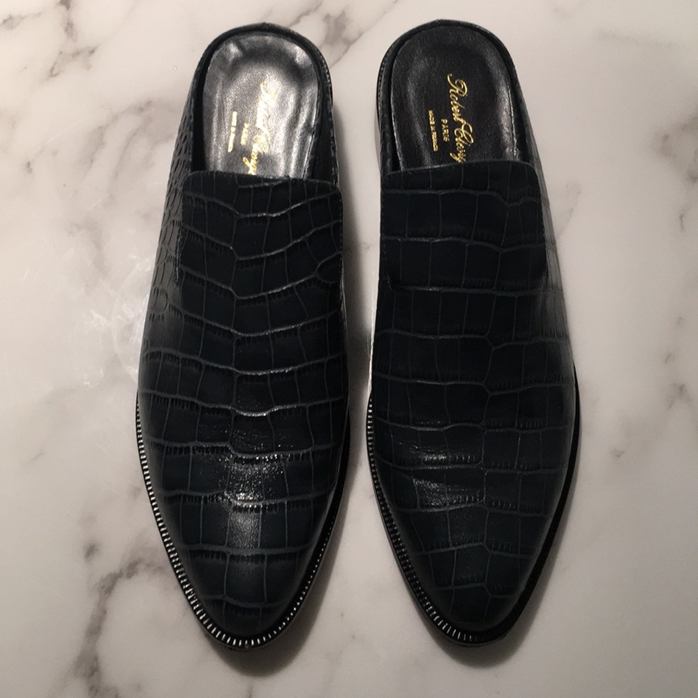 Robert Clergerie Navy Croc Mules size 40 (us 9)